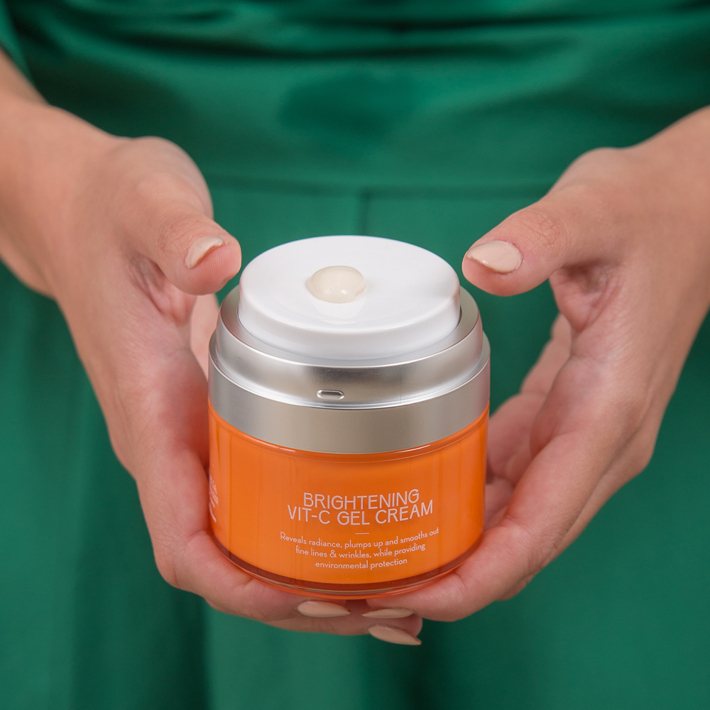 YL_BRIGHTENING_VITAMIN_C_GEL_CREAM_50ML_5200142100094_2.png