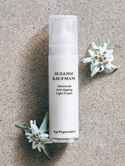 Advanced Anti-Aging Light Cream